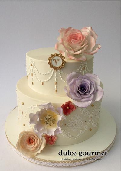 Roses for V - Cake by Silvia Caballero
