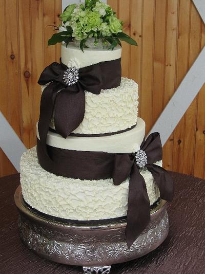 Brooch cake - Cake by Nancys Fancys Cakes & Catering (Nancy Goolsby)