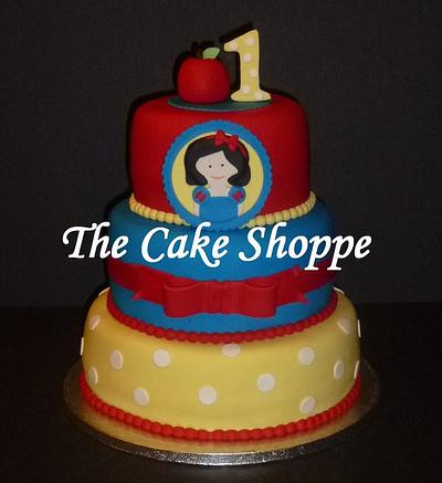 Snow White cake - Cake by THE CAKE SHOPPE