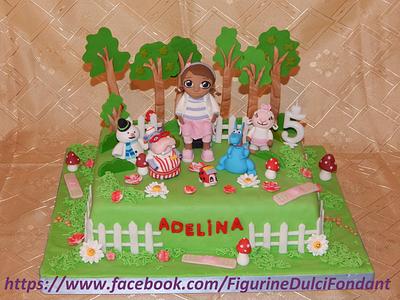 Doc McStuffins and her friends finaly on board :D - Cake by Figurine Dulci Fondant