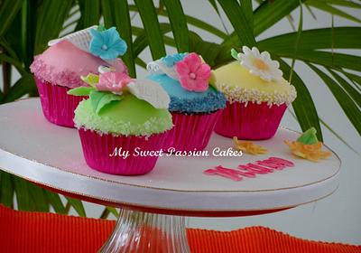 Mothers Day Cupcakes - Cake by Beata Khoo