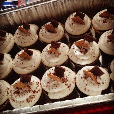 S'mores Cupcakes - Cake by Julia