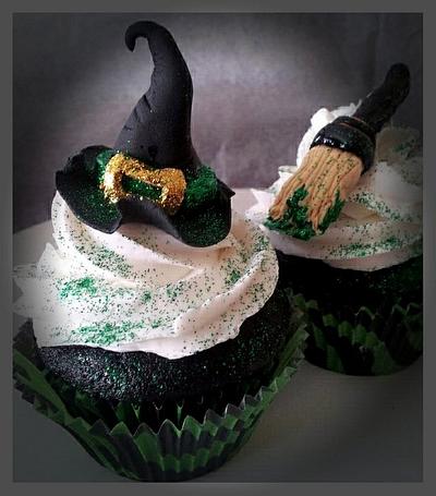 The Witch is IN - Cake by Michelle