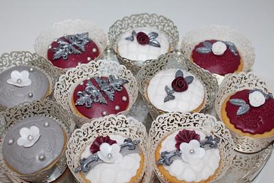 ... cupcakes ... - Cake by Adriana12