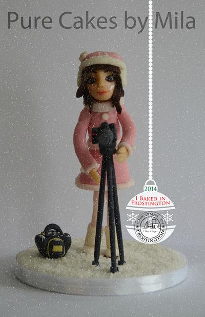 Mimi the Photographer in Frostington - Cake by Mila - Pure Cakes by Mila