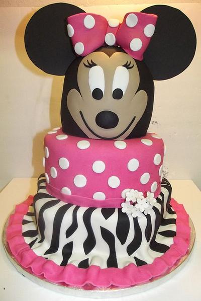 Safari Minnie - Cake by Jaimie Pereira