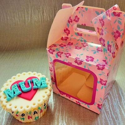 A Cupcake for Mum - Cake by Amazing Grace Cakes