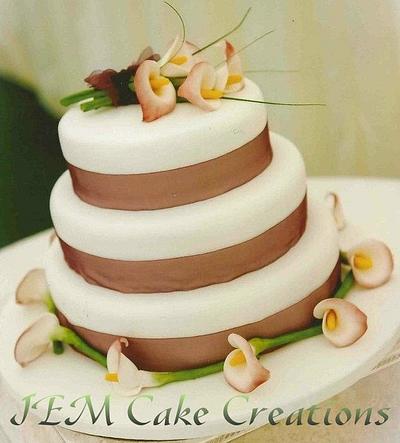 Cala Lily Wedding Cake - Cake by Julia