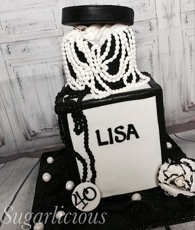 Black and white Chanel inspired cake - Cake by Sugarlicious