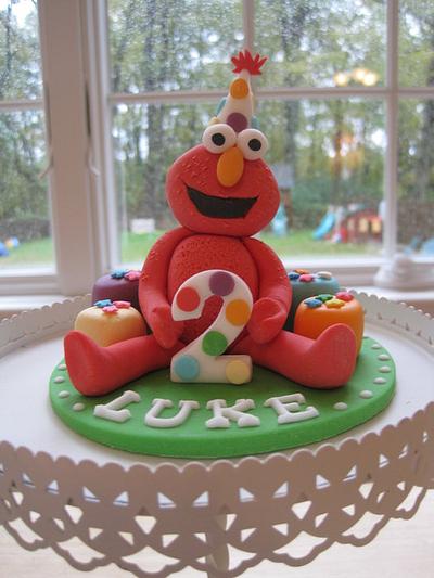 Elmo cake topper - Cake by Renee Daly