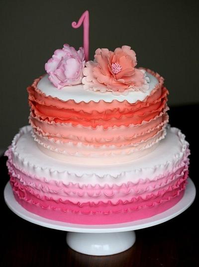 ruffles - Cake by Francisca Neves