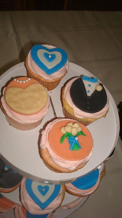 Bridal Shower Cupcakes - Cake by Mikooklin's Cakery