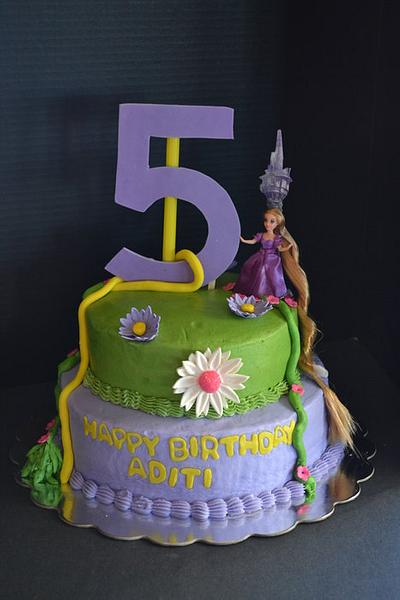 Let's Get Tangled! - Cake by ShrdhaSweetCreations