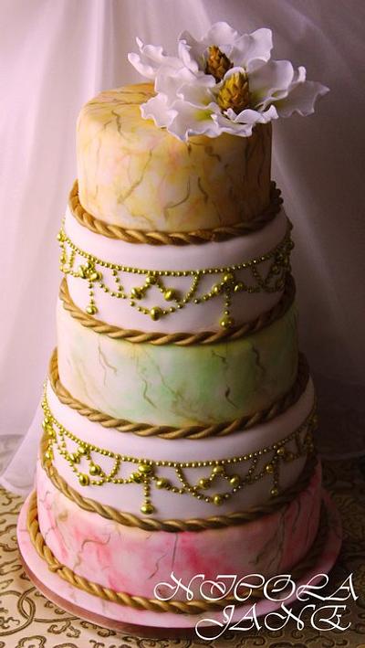 GOLD - Cake by nicola thompson