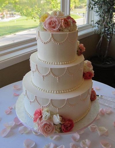 Wedding Cake - Cake by Sweet Traders