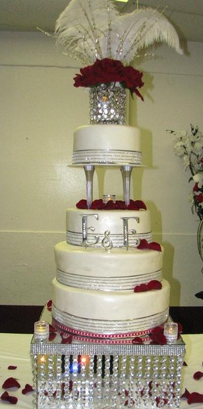 My first wedding cake! - Cake by Jazmin