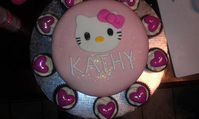 Hello Kitty Cake w/ Cupcakes - Cake by Veronica