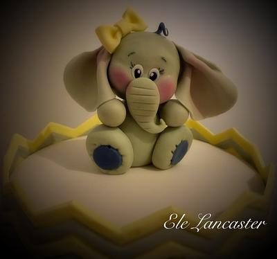 Baby elephant! - Cake by Ele Lancaster