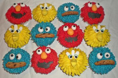 sesame street cupcakes  - Cake by Time for Tiffin 