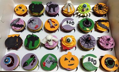 Halloween Party Cupcakes - Cake by MariaStubbs