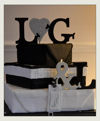 Gifts - Cake by Lisa Nobles