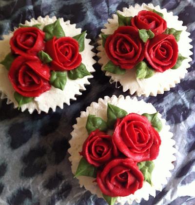 Red roses - Cake by El Pastel