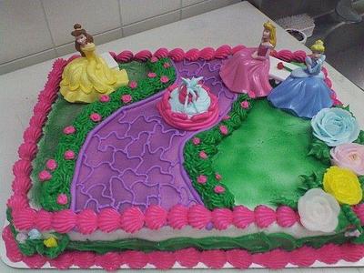 Disney Princess - Cake by cakes by khandra