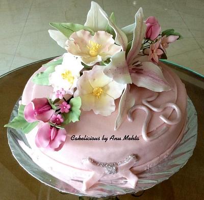 Floral Bouquet Cake - Cake by Cakelicious by Anu Mehta