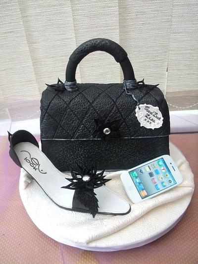 Designer bag, Shoe and an iPhone Birthday cake - Cake by Zlatina Lewis Cake Boutique