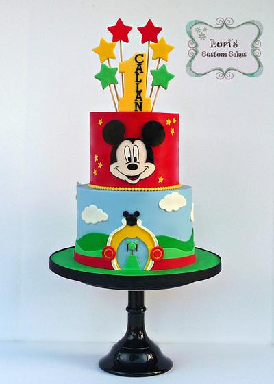 Mickey - Cake by Lori Mahoney (Lori's Custom Cakes) 