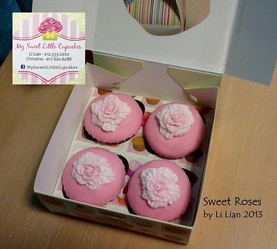 Sweet Roses in Pink! Red Velvet - Cake by LiLian Chong