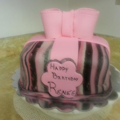 Striped Gift Box - Cake by Putina