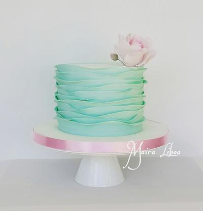 Ruffles - Cake by Maira Liboa