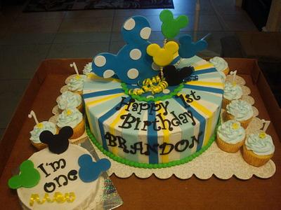 Mickey Mouse 1st Bday - Cake by Monsi Torres