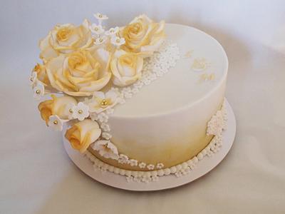 In gold - Cake by Veronika