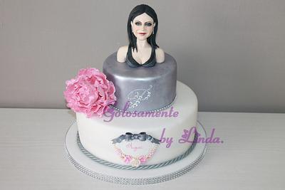 Elegant cake Laura Pausini - Cake by golosamente by linda