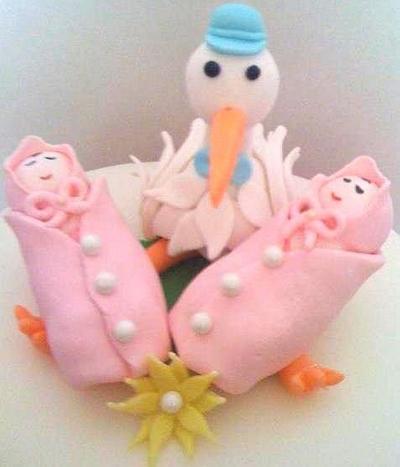 Twins with Stork Cake Topper - Cake by DeliciousCreations