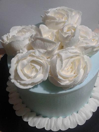 Whipped cream cake..blue and white  - Cake by Filomena