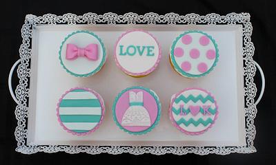 Bridal Shower Cupcakes - Cake by Cuteology Cakes 
