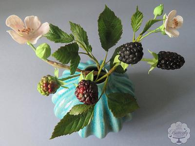 Blackberries - Cake by Butterfly Cakes and Bakes