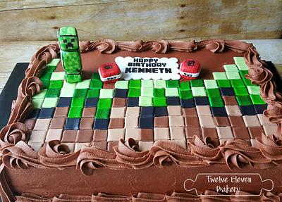 Minecraft Sheetcake - Cake by Shannon @ Kitchen Witch Chronicles 