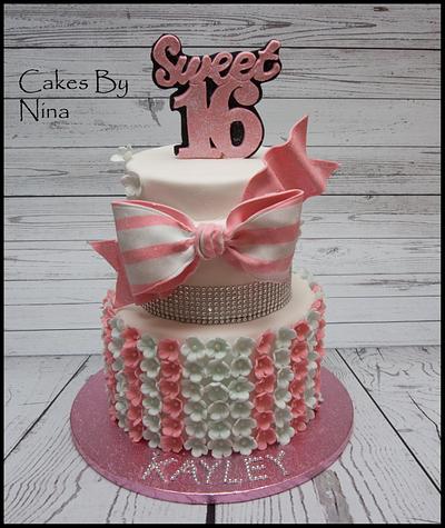 Sweet 16 - Cake by Cakes by Nina Camberley