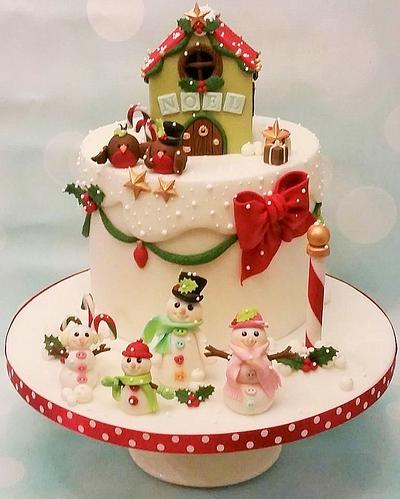 GOLD CI - Christmas Cake - Cake by Shereen