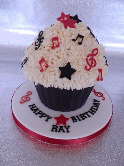 Music Themed Giant Cupcake - Cake by CheryllsCupcakes