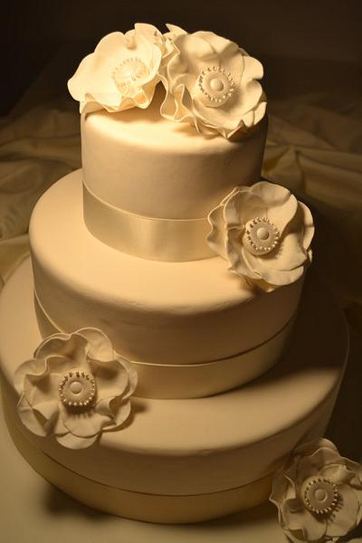 white wedding - Cake by GrammyCake