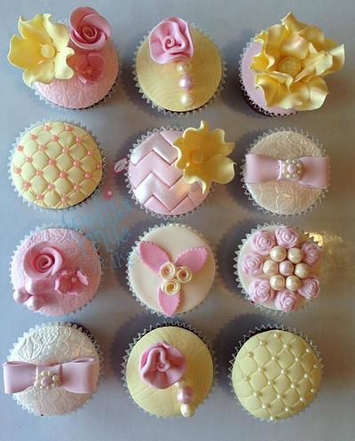 Shabby Chic Inspired Cupcakes - Cake by Sophia Mya Cupcakes (Nanvah Nina Michael)