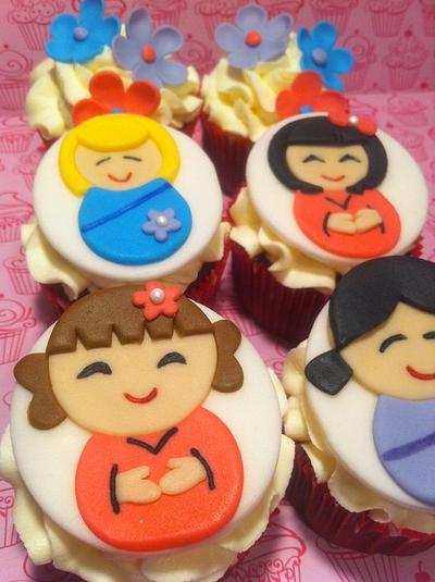Harajuku Girl Cupcakes - Cake by Nikki Belleperche