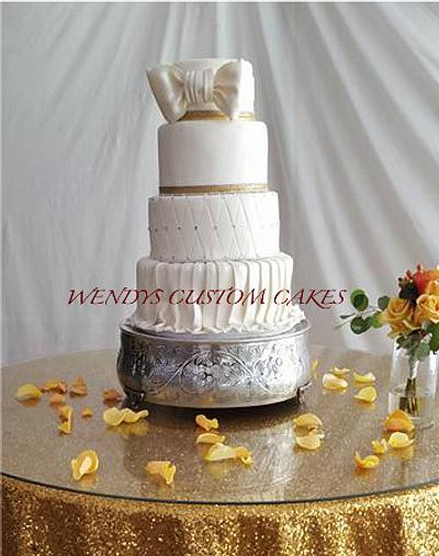 Wedding Cake  - Cake by Wendy Lynne Begy