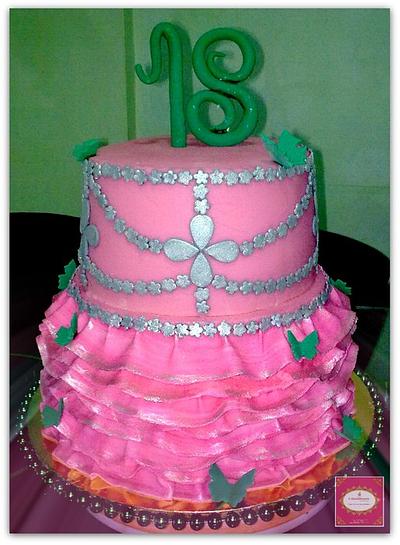 Pink&Ruffled - Cake by Tina Salvo Cakes