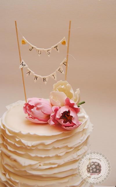 Ruffles & Tulips Wedding Cake - Cake by Mericakes
